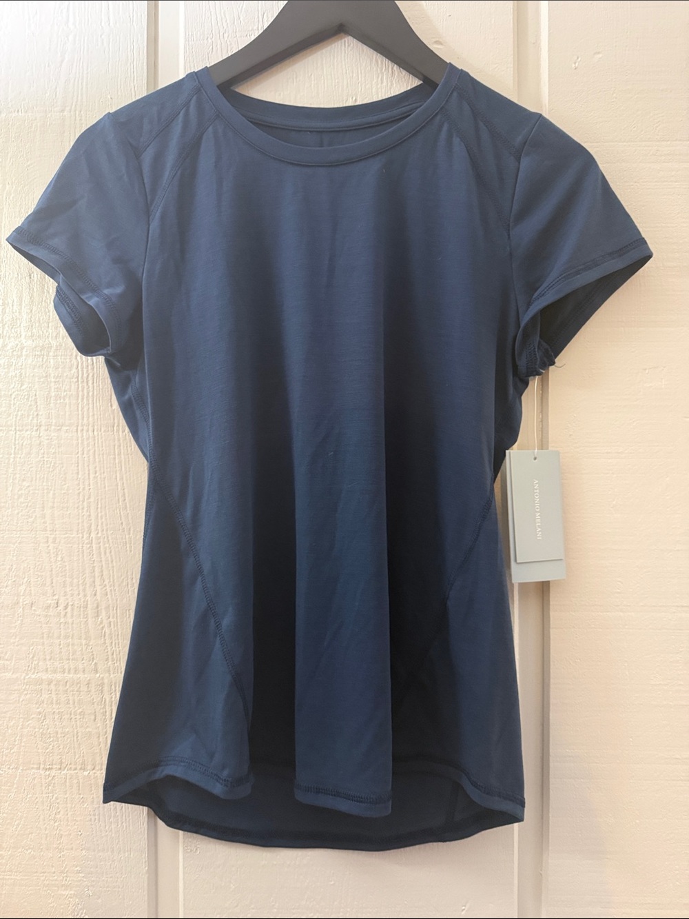 NWT Antonio Melani women's Navy Short-Sleeve Performance Tee Sz XS